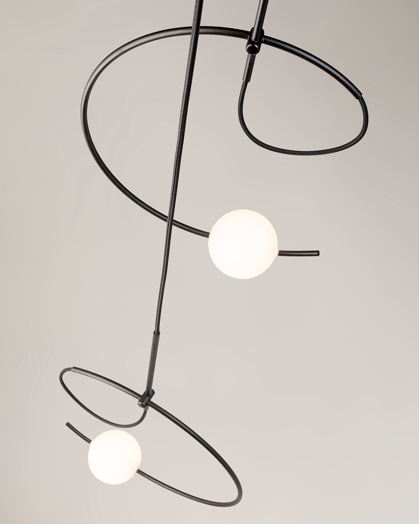Loop Pendant, 6 Light Cluster, White Glass with Gold, LED, Triac Dim, IP20