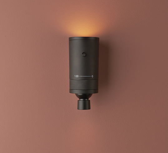 Vision Omni Adjustable Reading Wall, Black, LED, Thumbswitch Dim x1, IP20