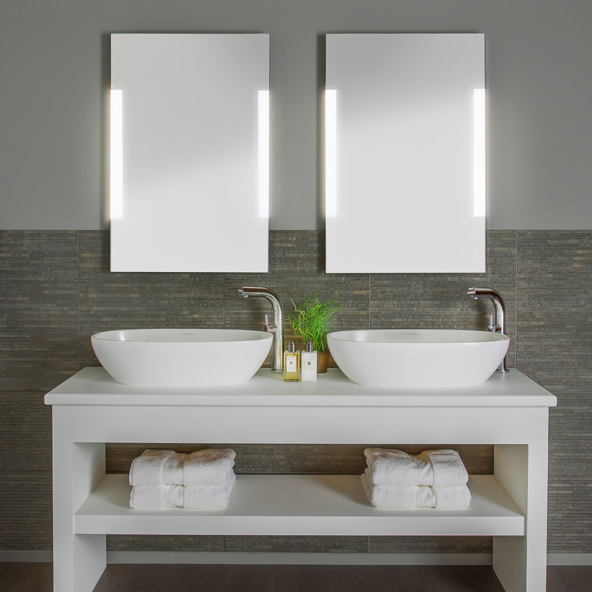 Imola Illuminated Mirror, 900, LED, NO DIM, IP44