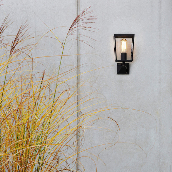 Farringdon Wall Light, E27, IP44