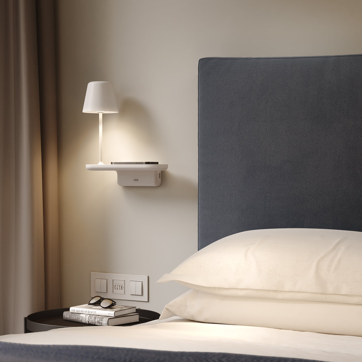 Ito Wall Light with Charging Dock, G9, IP20