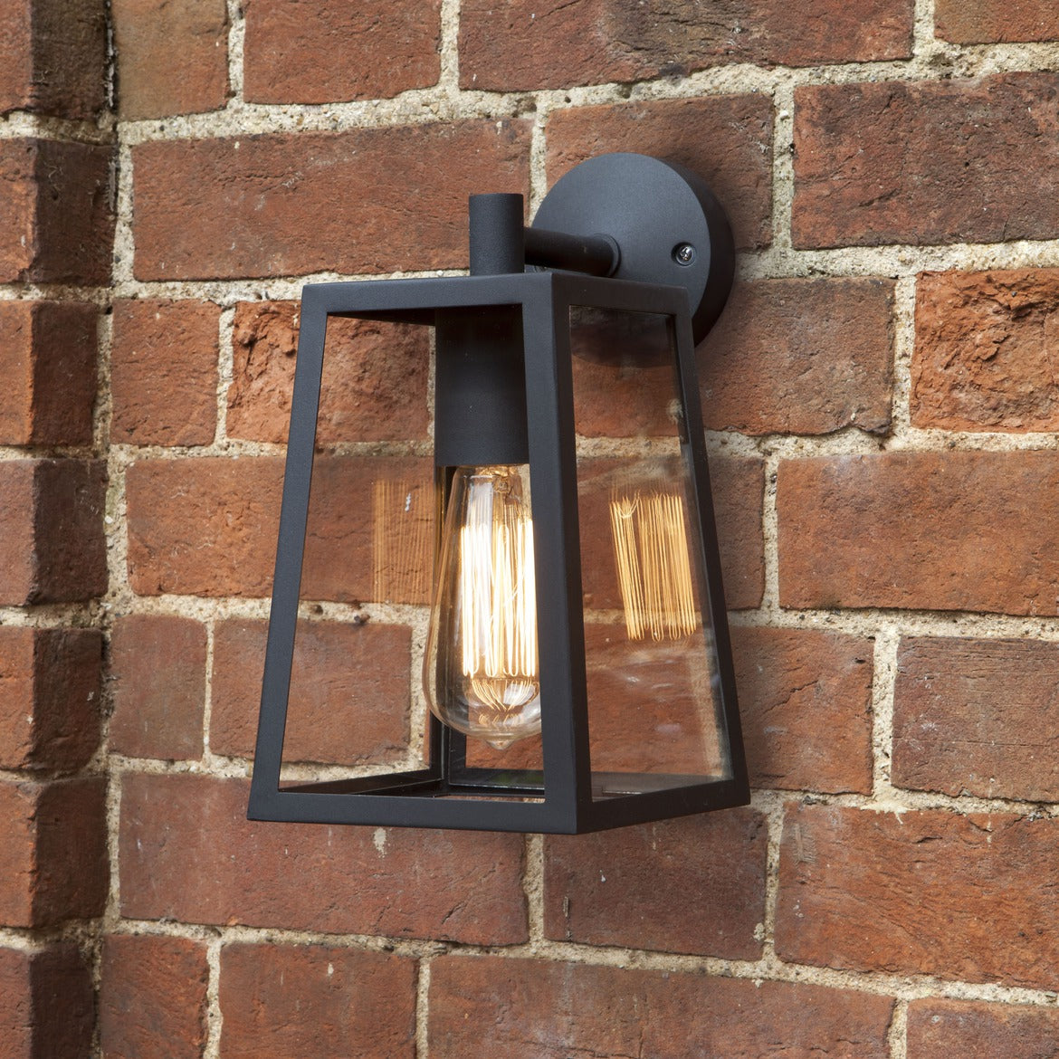 Calvi Wall Light, Black, E27, IP44