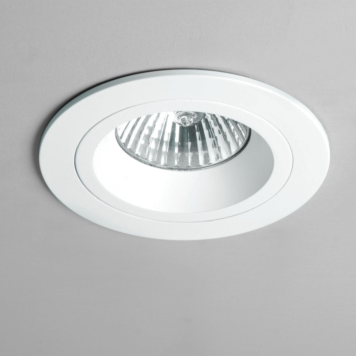 Taro Round Downlight, White, GU10, IP20, Fire Rated