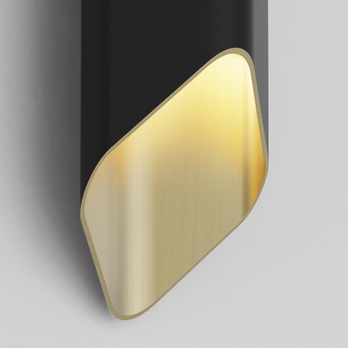 Ako Wall Light, Black and Gold, LED, Phase Dim, IP20