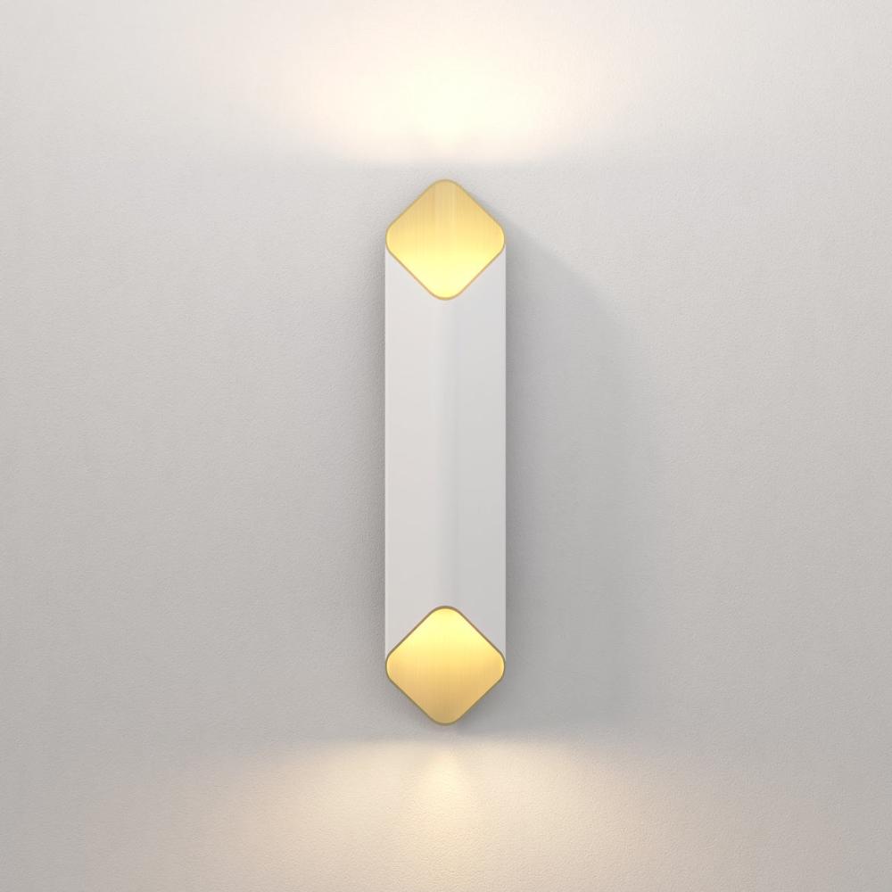 Ako Wall Light, White and Gold, LED, Phase Dim, IP20