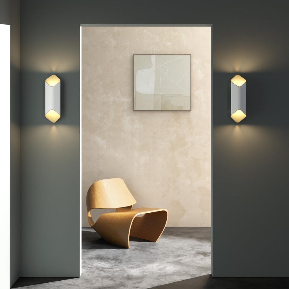 Ako Wall Light, White and Gold, LED, Phase Dim, IP20