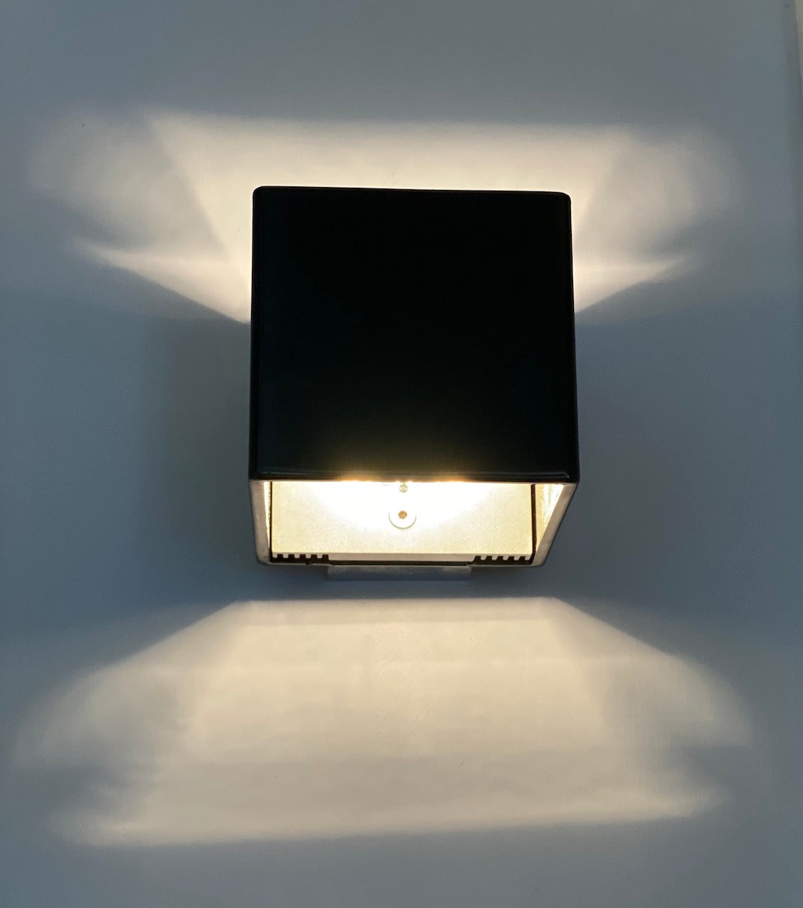 Bijou Wall Light, LED, White, Phase Cut Dim, IP44