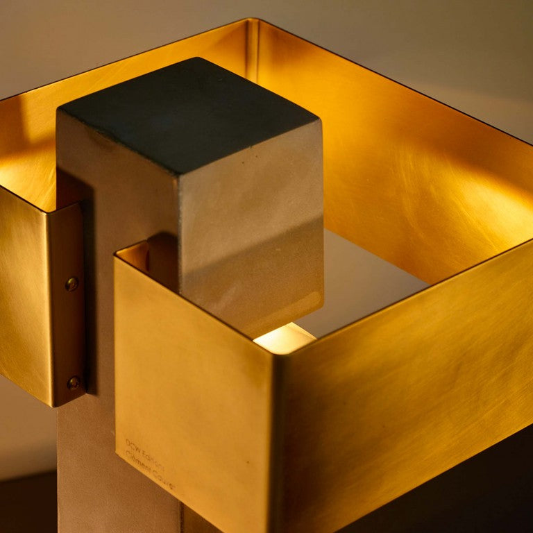 DCW Editions Iota table lamp in brass and bronze top, square shade detail