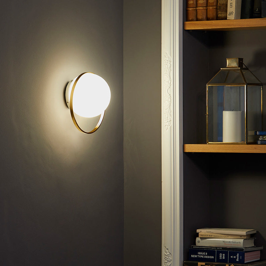 Circ Wall Light, White Glass with Gold Ring, LED, Triac Dim, IP20