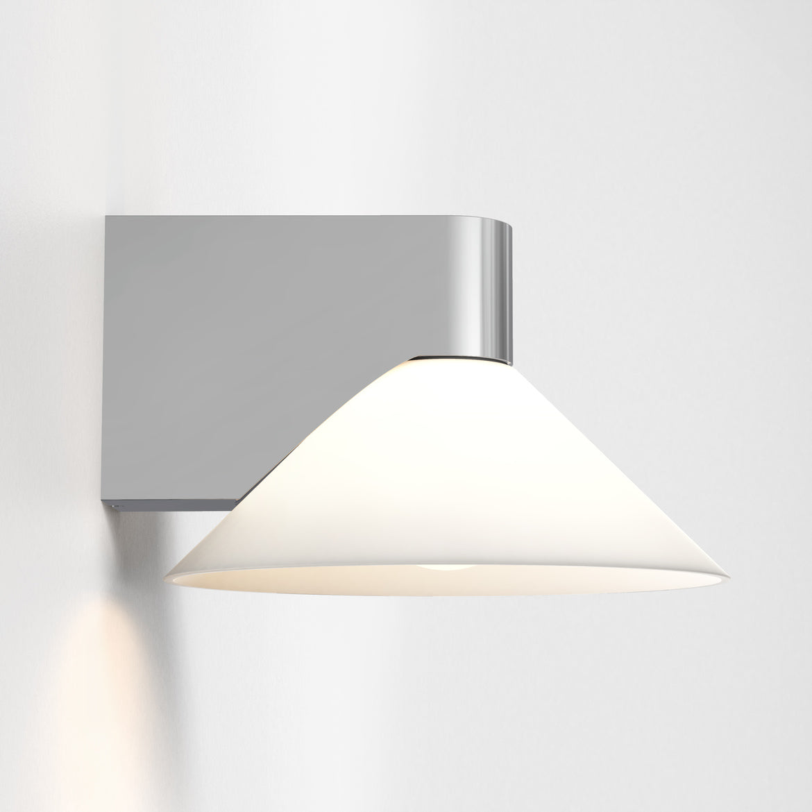 Conic Wall Light, Chrome, G9, IP44