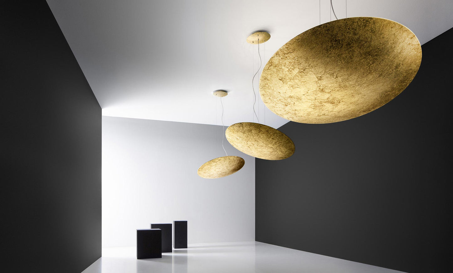 Gong Pendant, Gold Leaf, LED, DALI/Push Dim, IP20