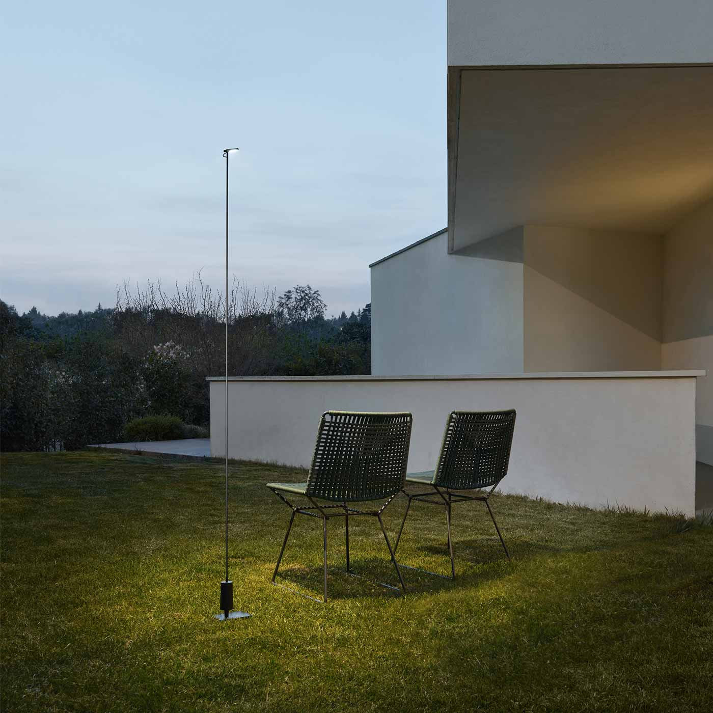 Flia Floor, Single, 120 cm H, LED, 2.5W, DALI Dim or On/Off, IP65