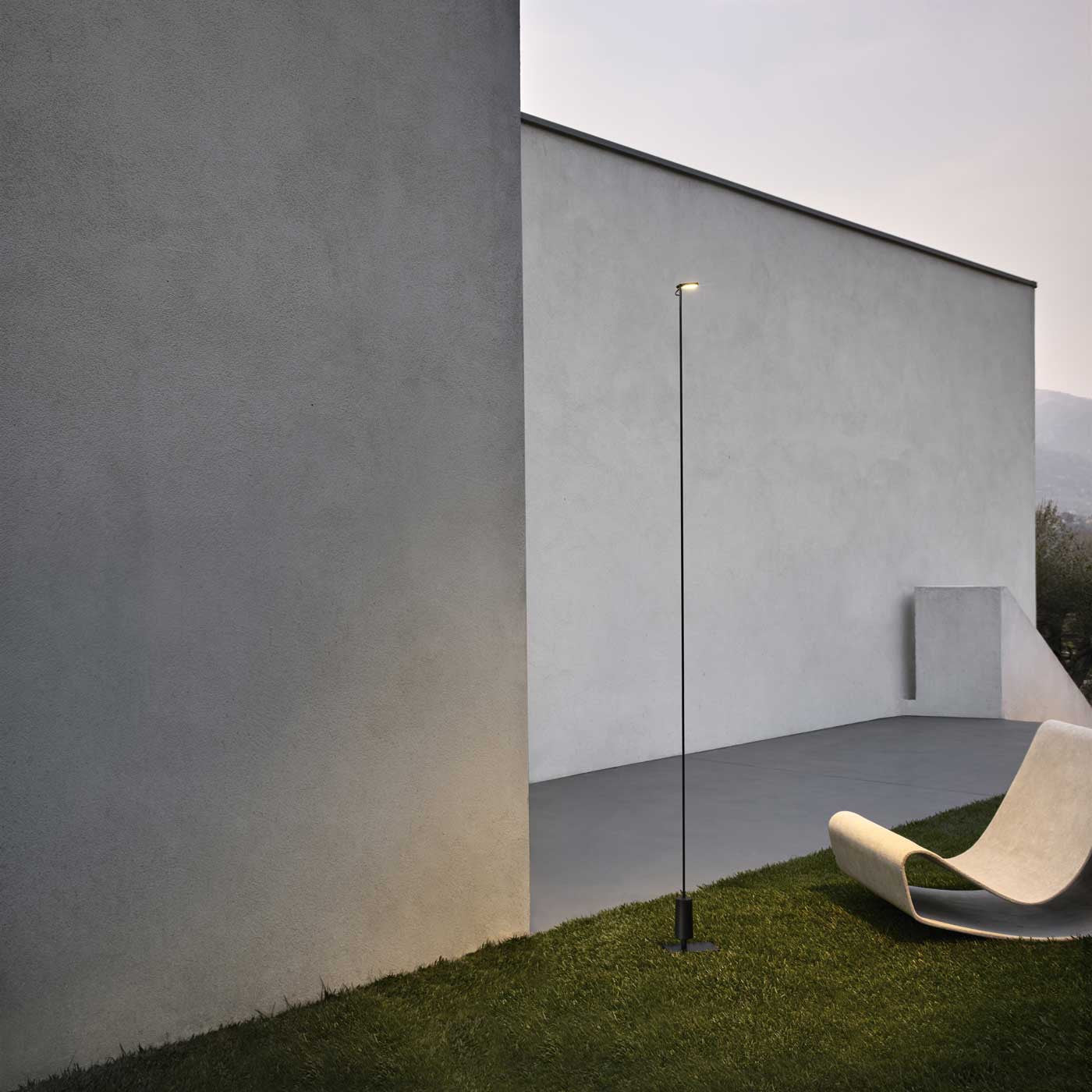 Flia Floor, Single, 75 cm H, LED, 2.5W, DALI Dim or On/Off, IP65
