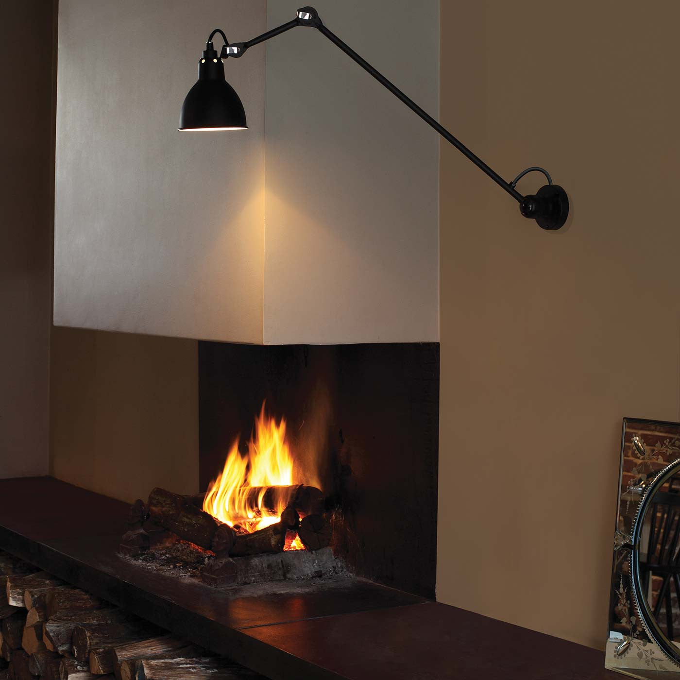 Gras-N304-L60-Wall-Black-by-Fire