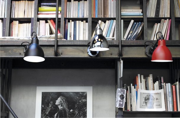 Gras-N304-Wall-Black-Chrome-and-Red-on-Bookcase