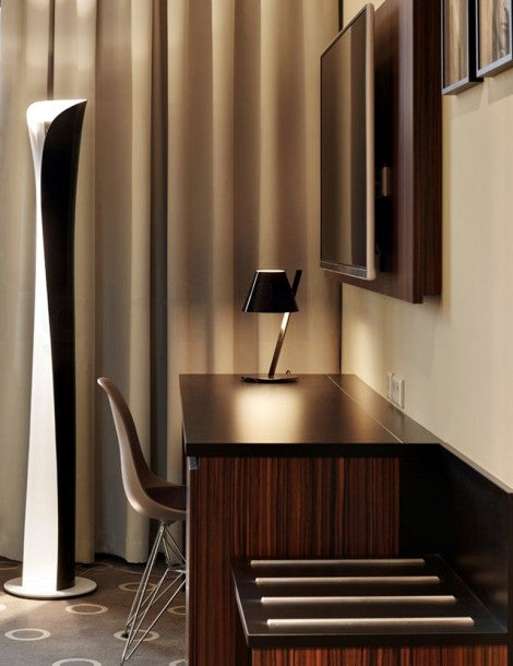 La Petit Table Lamp, White, E14, IP20