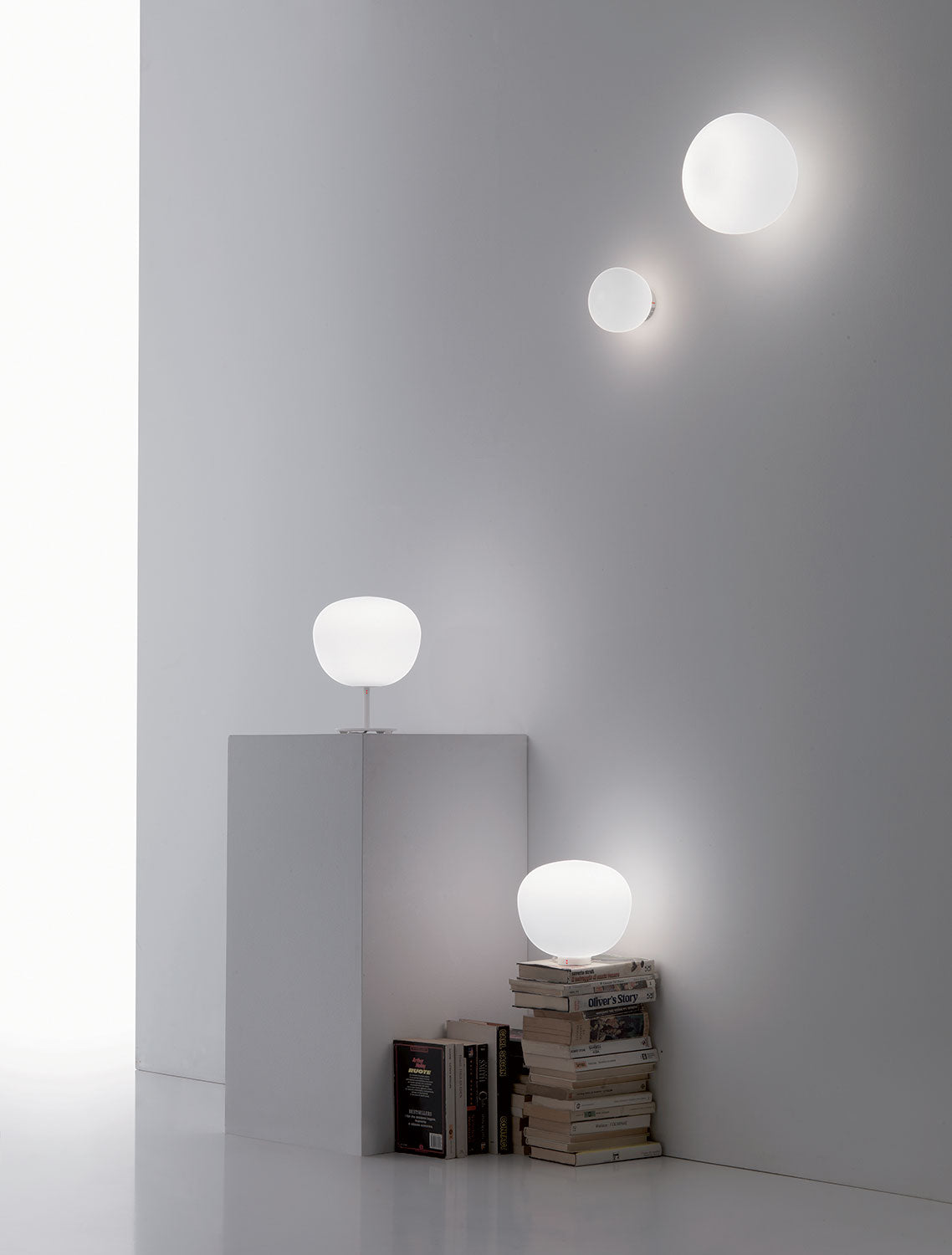 Lumi Mochi Wall, 30 cm, White Glass, E27, IP40