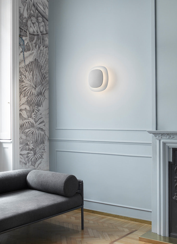 Luthien Wall, Pearl Grey Technopolymer Front with White Base, LED, Phase Dim, IP20