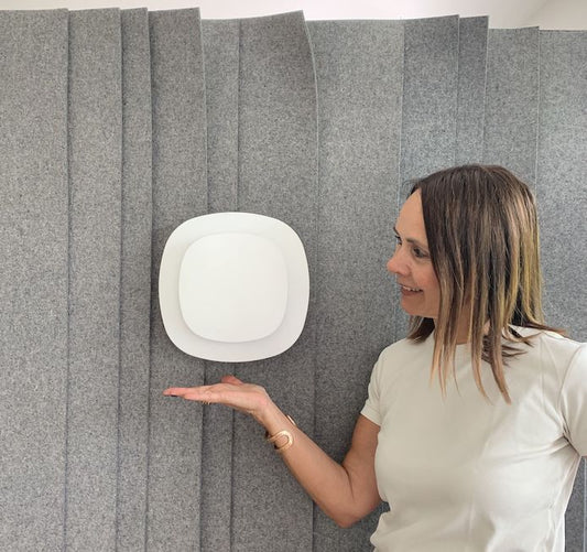 Luthien Wall, Pearl Grey Technopolymer Front with White Base, LED, Phase Dim, IP20