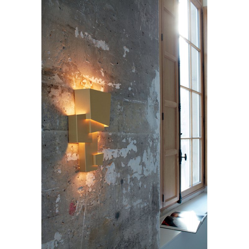 Map Wall, Varnished Brushed Brass, LED, IP20