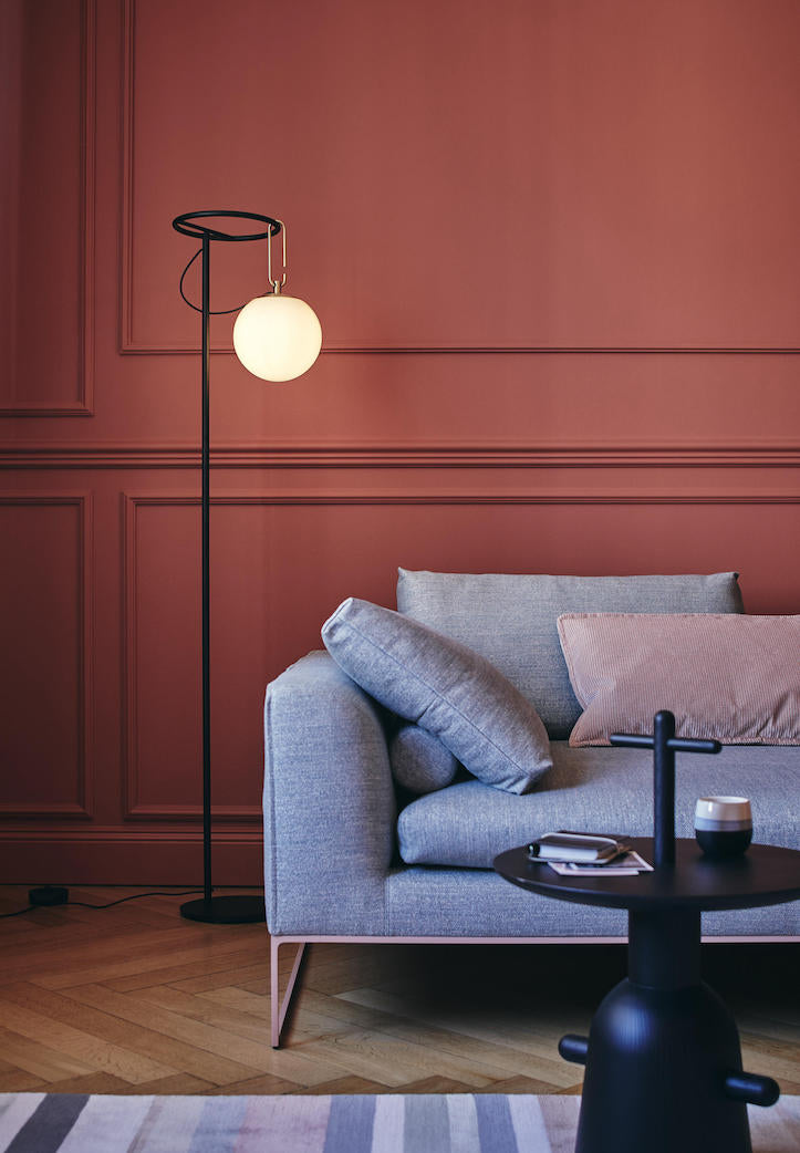 Nihm-Floor-Lamp-In-Situ-with-Terracotta-Wall