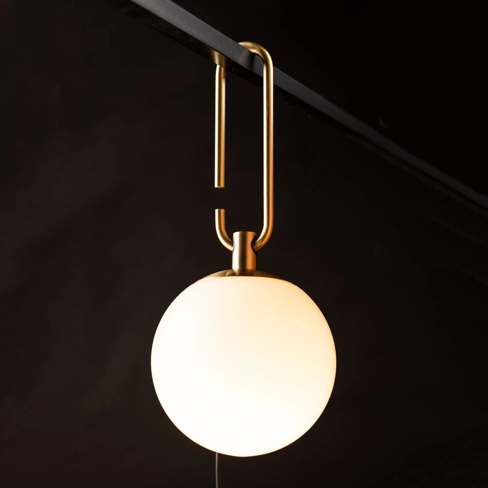 Nihm-Linear-Pendant-Black-Background