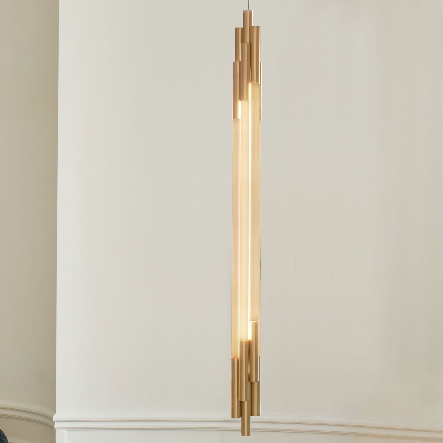 Org Pendant, Linear, Vertical, 1300 L, Gold, LED, Triac Dim, IP20