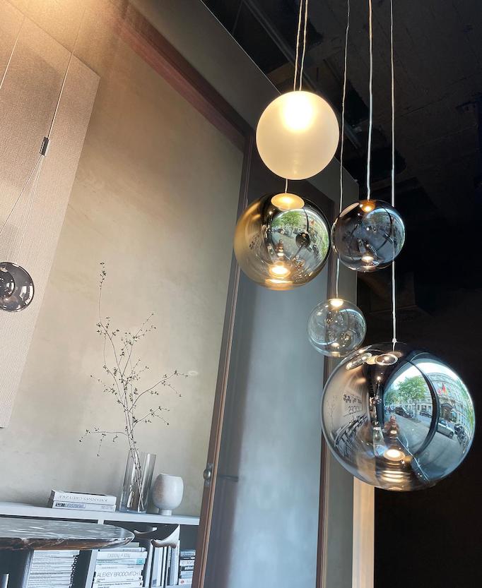 Random Solo Pendant, Gold Glass, LED, Triac Dim, IP20