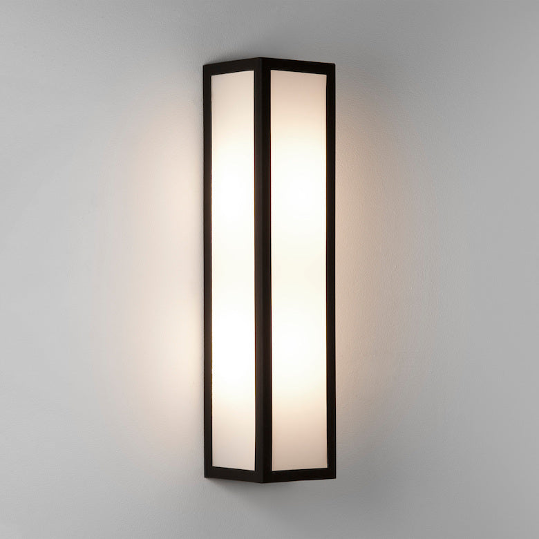 Salerno Wall Light, Black, E14, IP44