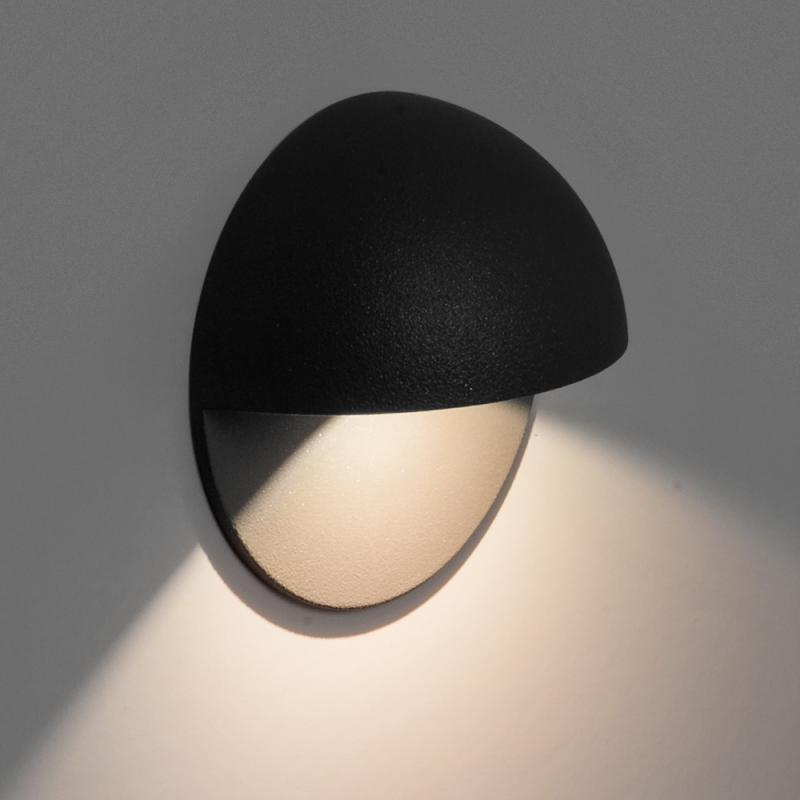 Astro tivola step light in black, side view