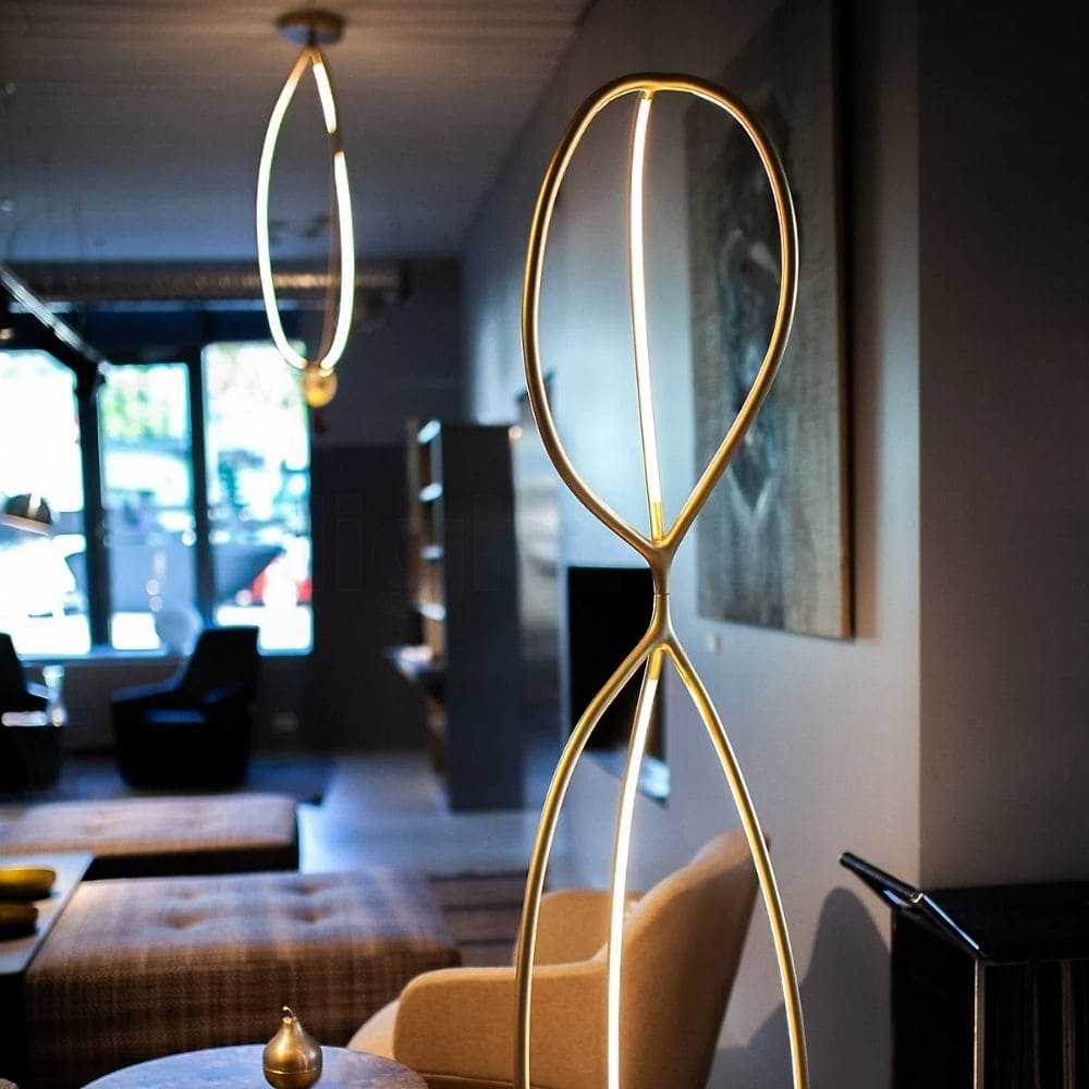 Arrival Floor Lamp, Brass, LED, Floor Switch Dim or App, IP20