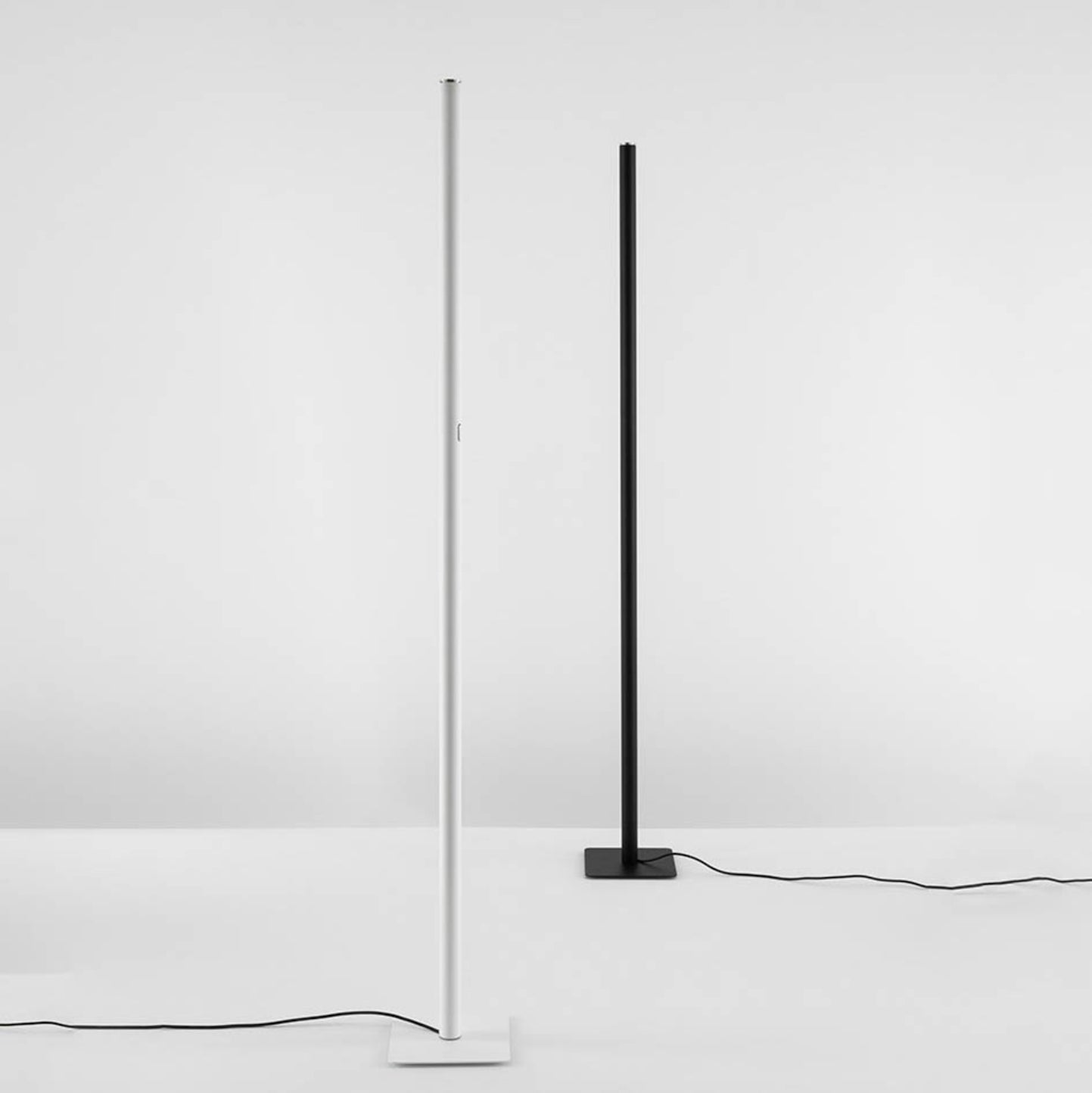 ilio Floor Lamp, Mini, Black, LED, App and Touch Dim, IP20