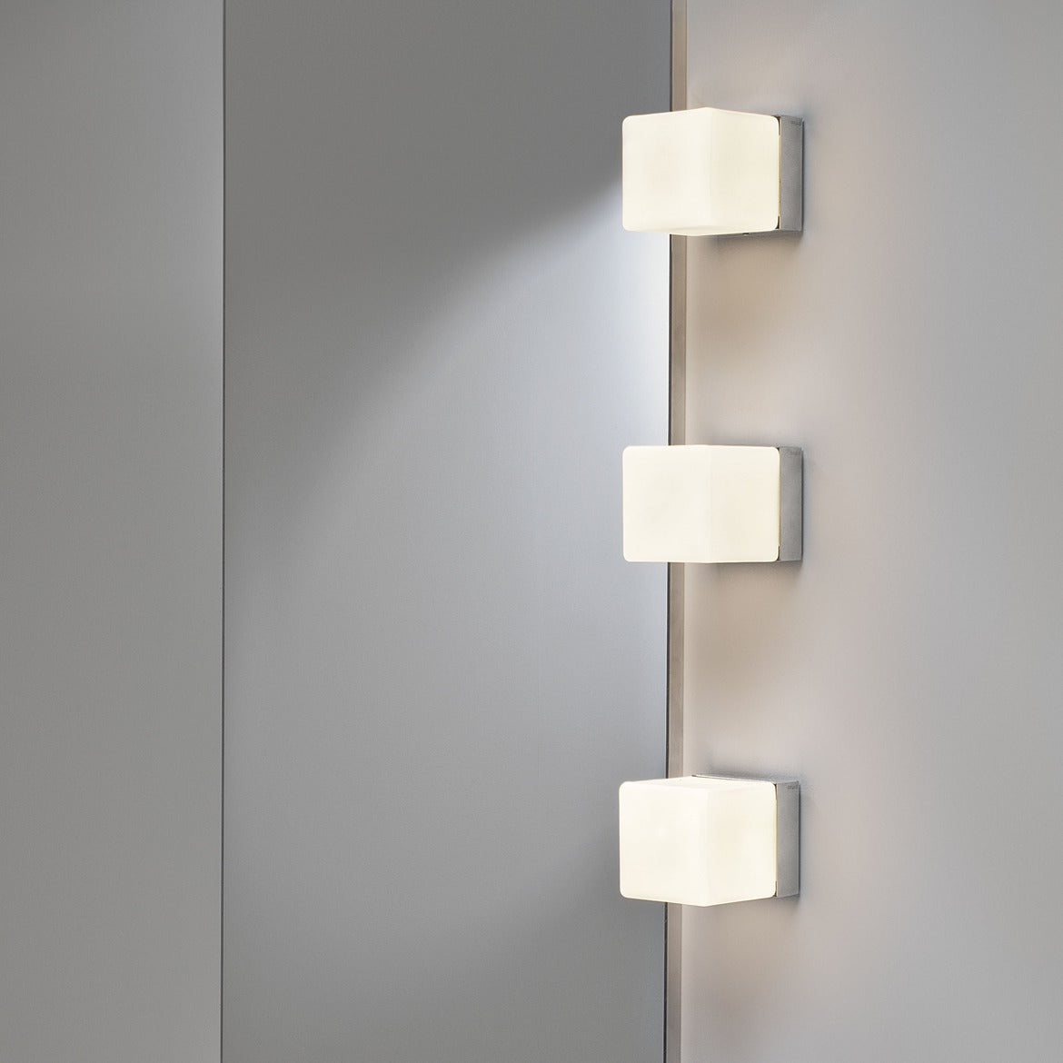 Cube, Wall Light, White Glass, G9, IP44