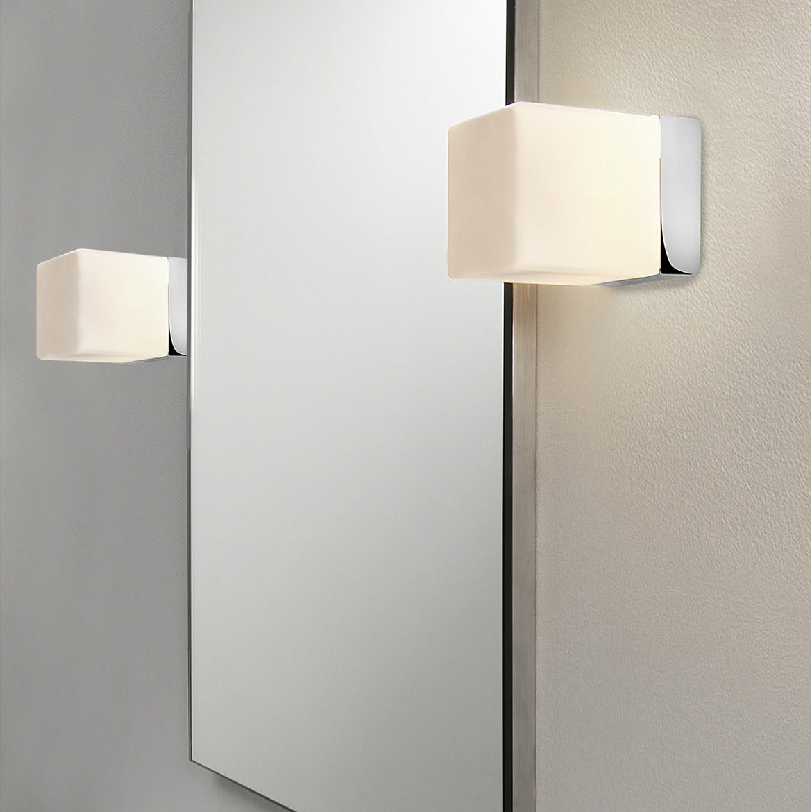 Cube, Wall Light, White Glass, G9, IP44