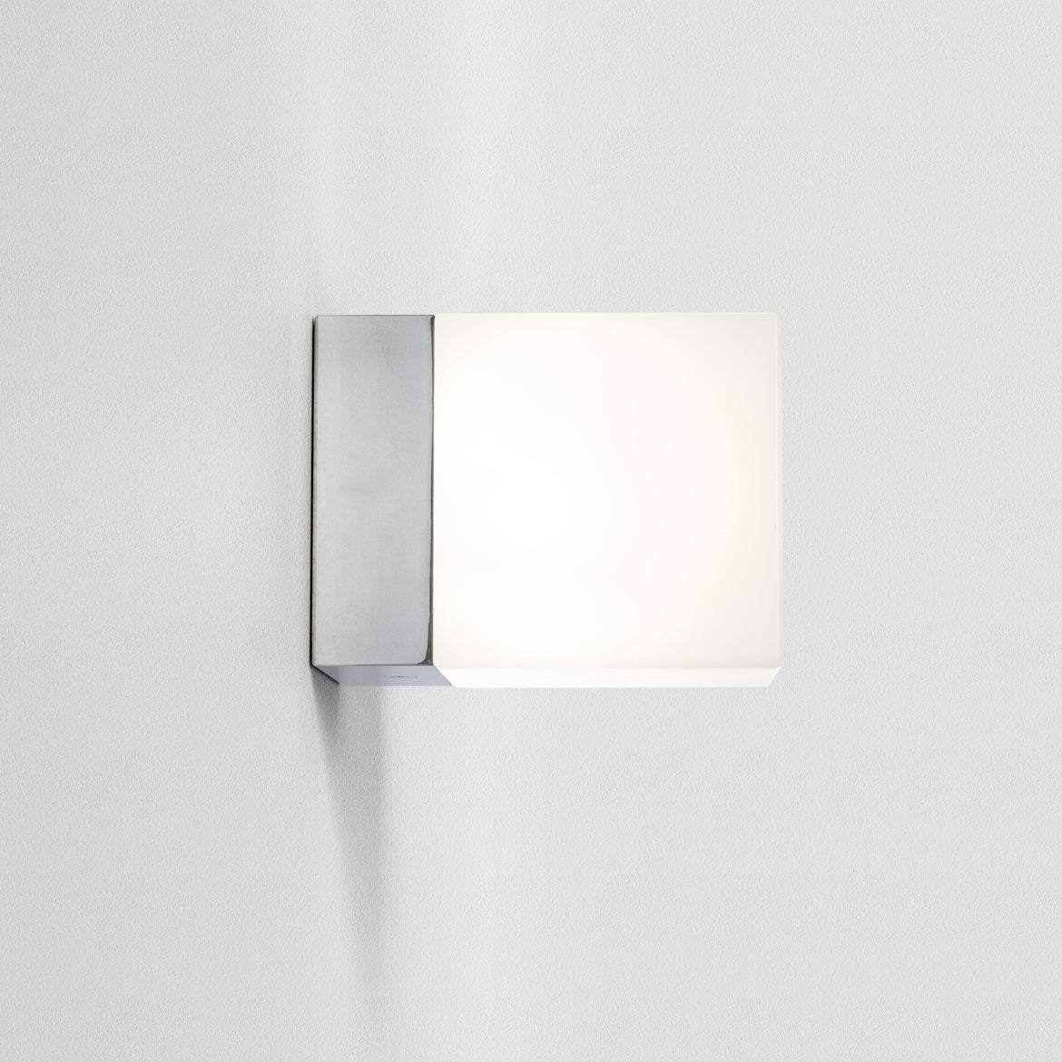 Cube, Wall Light, White Glass, G9, IP44