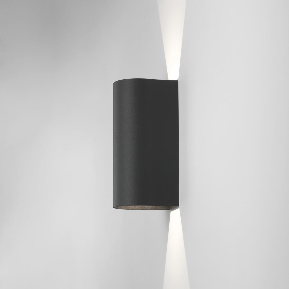 Dunbar Wall Light, Textured Black, LED, On/Off, IP65